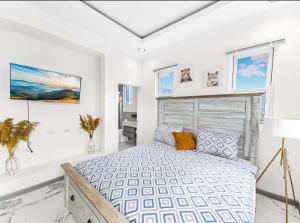 Kingston Skydweller Suites