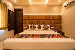 Hotel Nayyar Inn Near Golden temple