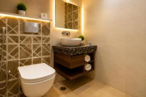 Hotel Nayyar Inn Near Golden temple