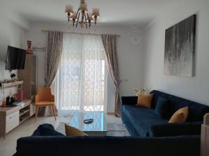 Sea View 1BD Apartment Pool 2-Min Walk to Beach