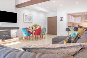 Villa Calahonda 700m From Beach With Pool
