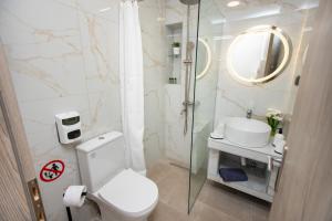 Room12