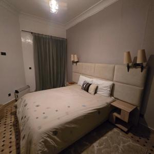 Furnished 2 Bedrooms Apartment