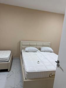 Brand New Beach Apartment 3