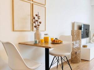 St Honore Champs Elysees by Melvane