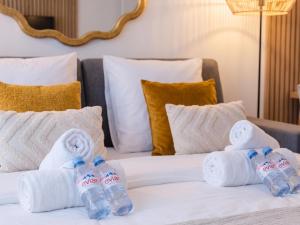 St Honore Champs Elysees by Melvane