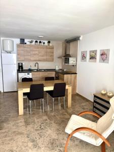 FX1875 Salou