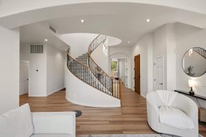 White Feather 3BR Retreat Pool Spa & View