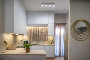 Ioannas City Apartment