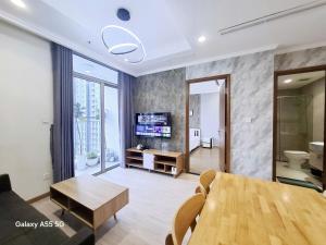 Vinhome Central Park 2 bedroom apartment
