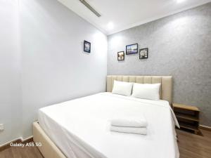 Vinhome Central Park 2 bedroom apartment