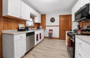 Johnstown Stay Near Laurel Highlands & Hiking