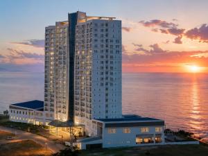 Arterra Seaview Resort