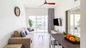 Modern Condo bedroom hotel