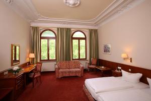 Double or Twin Room room in Hotel Artushof