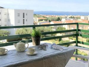 Apartamento de 3 habitaciones con piscina y parking en Roses - HISP-312-19