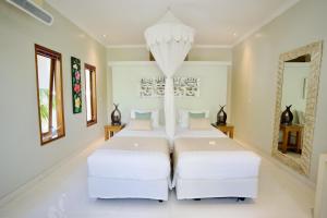 Poinciana Resort