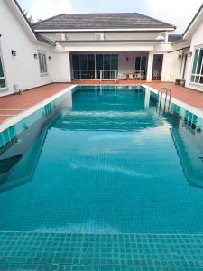 Singgah Villa KKB -24 paxs