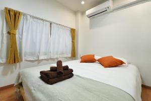 BSY301 Direct to Ginza and Roppongi, Private 2BR Home, Sleeps 4