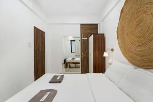 Earthy: Large 1 BHK in Gated Society
