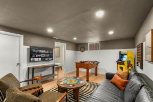 Family Friendly Retreat with Game Room Huge Yard