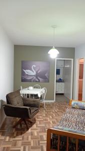 Apartamento central bem localizado
