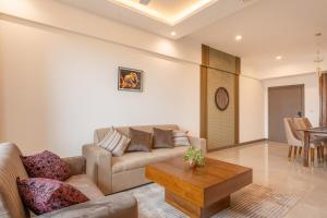 3 Bed room Condo next to Port for long term stays