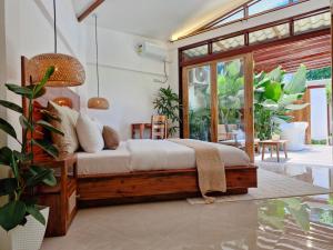 Three-Bedroom Luxury Garden Villa by Sing Siargao