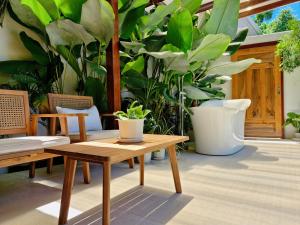 Three-Bedroom Luxury Garden Villa by Sing Siargao