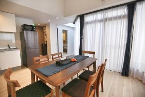 DJX3F Spacious 68 sqm Home for Groups near Asakusa and Tokyo Skytree 1 Double Bed 2 Wide Single Beds 1 Sofa Bed Sleeps 6