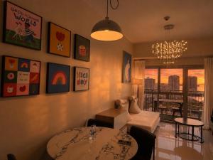 Modern Condo next to Okada Manila near MOA and Airport