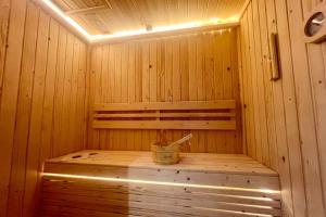 Bright Modern Stay in Title Serenity Nai Yang