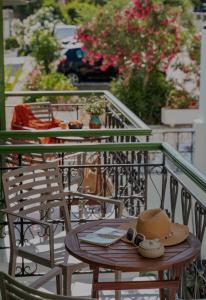 Dimitra Suites