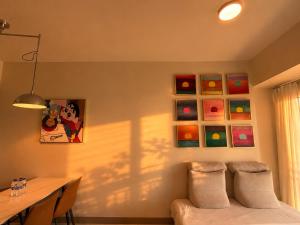 Modern Condo next to Okada Manila near MOA and Airport
