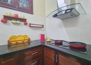 Hanoi Station Budget Backpackers - LushStay