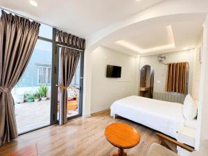 Tuyết Mai Hotel