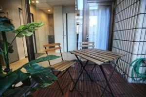 DJX2F Spacious 68 sqm Family Home near Asakusa 1 Double Bed 2 Small Double Beds 1 Sofa Bed Double Washbasin Sleeps 6