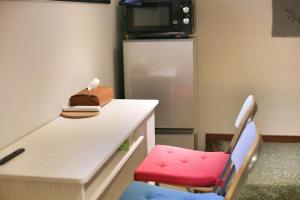 DJX1F Honjo Azumabashi 2 Min Walk to Asakusa 30 sqm Room with Bunk Bed Single Bed and Work Desk Sleeps 3