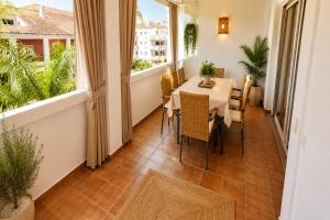 Las Cañas Beach Pool & Direct Beach Access