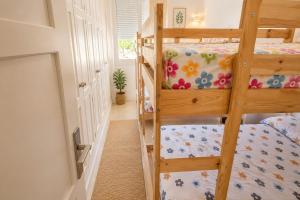Las Cañas Beach Pool & Direct Beach Access