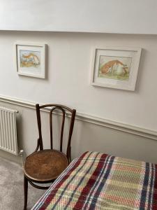 Traditional cottage in central Painswick