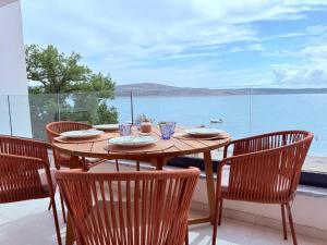 Seafront Apartment Seline