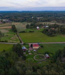 Charmigt boende i lantlig idyll