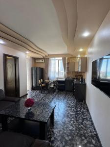 Daisi Residence in Batumi - Sea & City View