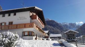 2 stern hotel Garnì La Grambla Wolkenstein in Gröden Italien