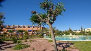 Natura Mediterranea 13 estudio nudista con piscina
