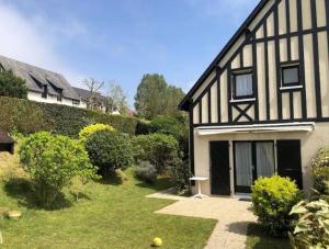 Cottage cozy avec joli jardin