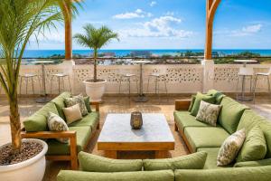 Maji Pearl Hotel & Spa
