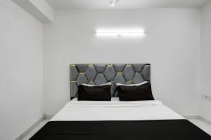 Collection O 247 Hotel