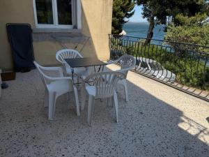 1-Bedroom Apartment with Garden, Terrace and View